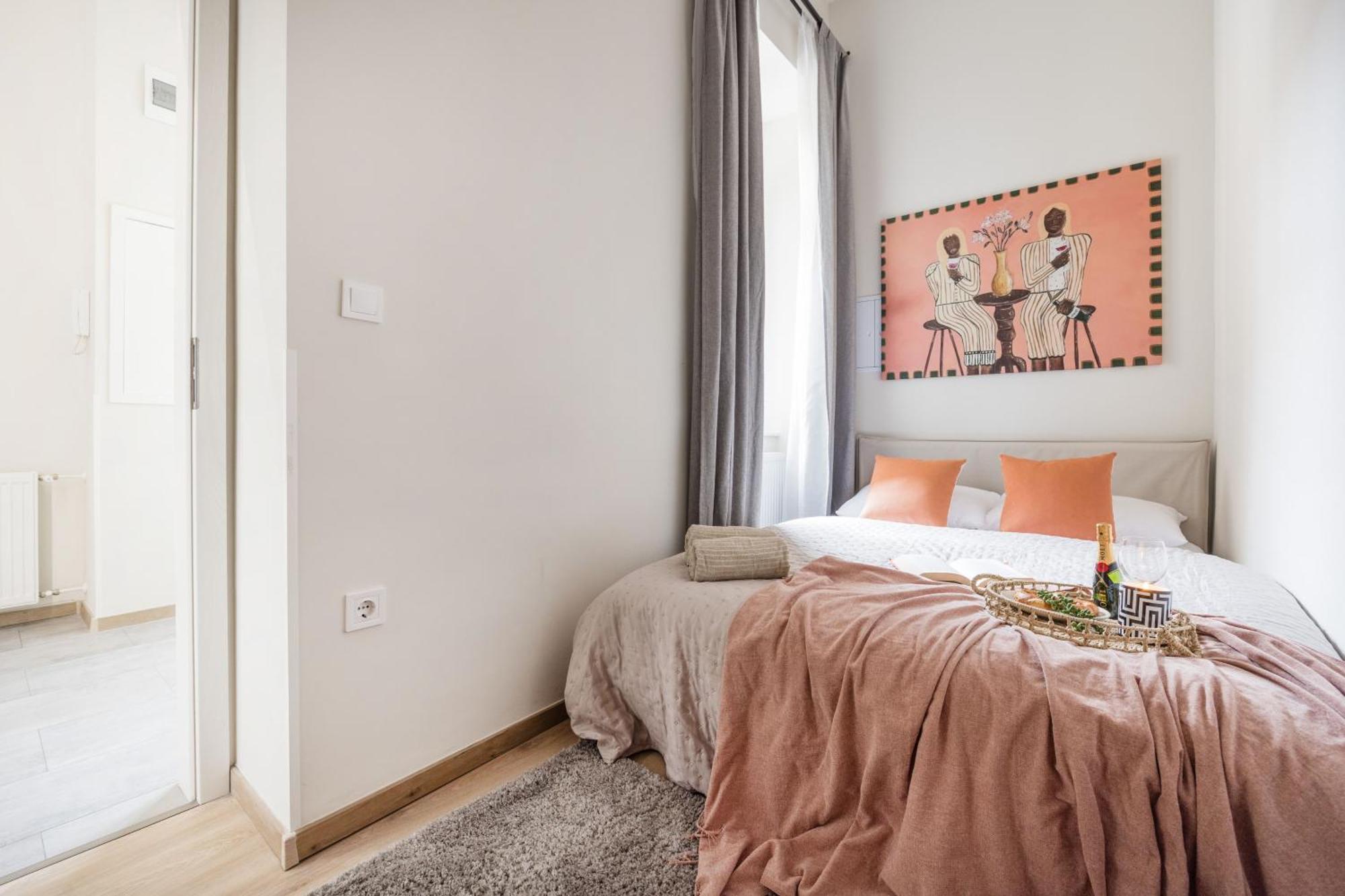 Central Budapest Oasis - Modern Charm, Timeless Comfort Exterior foto