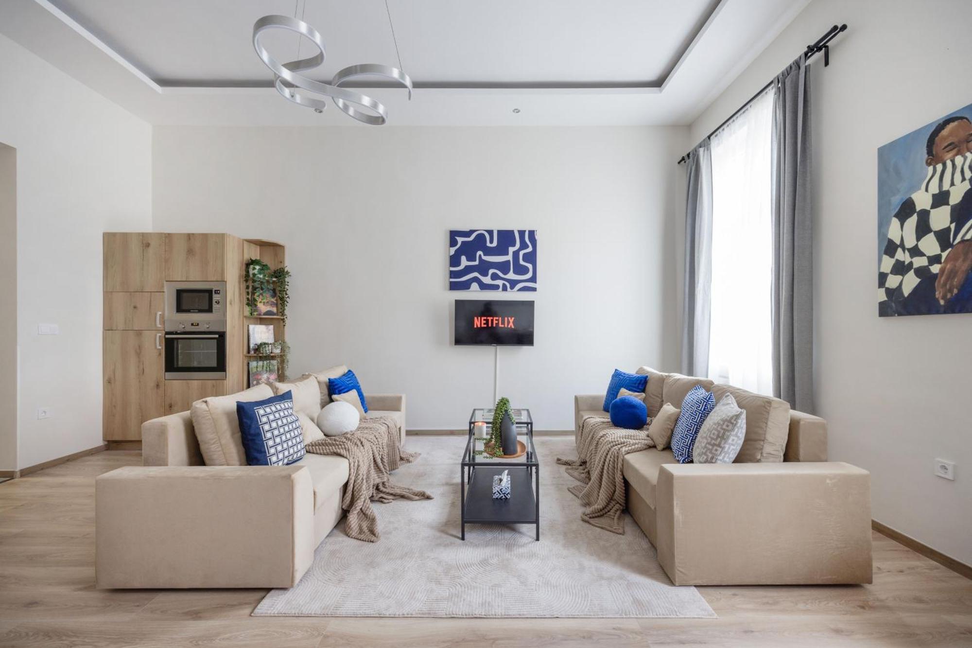 Central Budapest Oasis - Modern Charm, Timeless Comfort Exterior foto