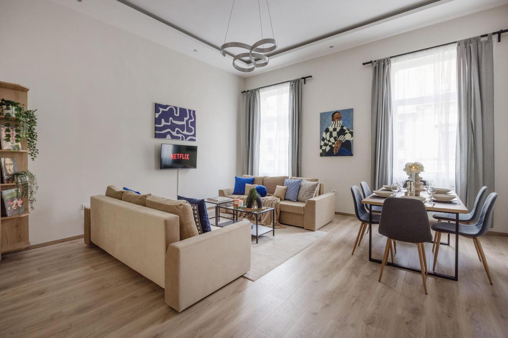 Central Budapest Oasis - Modern Charm, Timeless Comfort Exterior foto