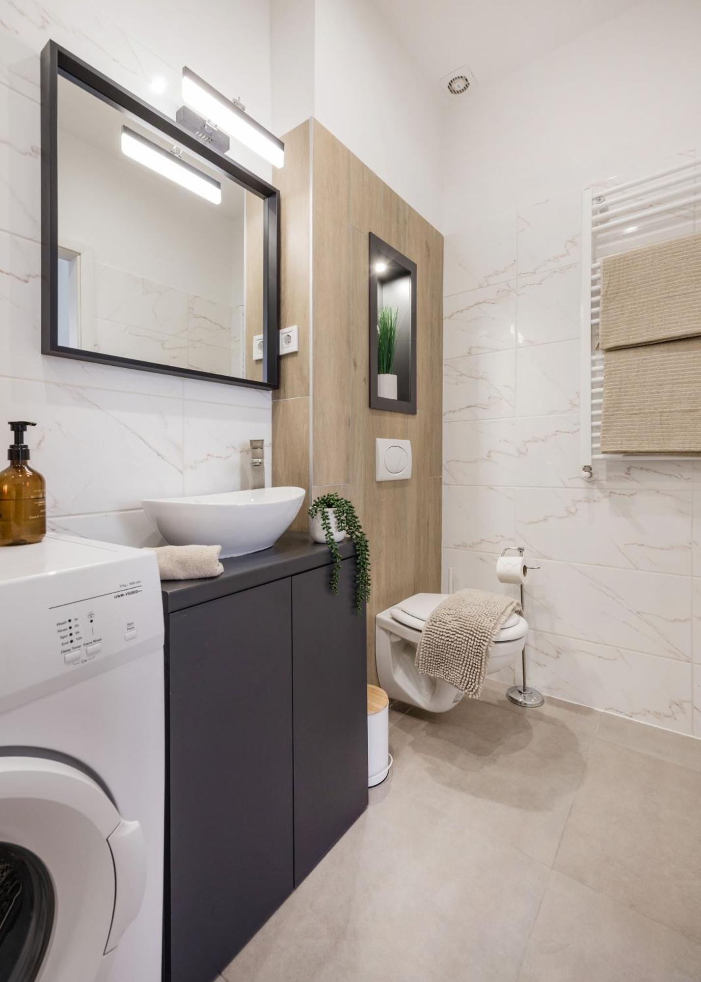 Central Budapest Oasis - Modern Charm, Timeless Comfort Exterior foto